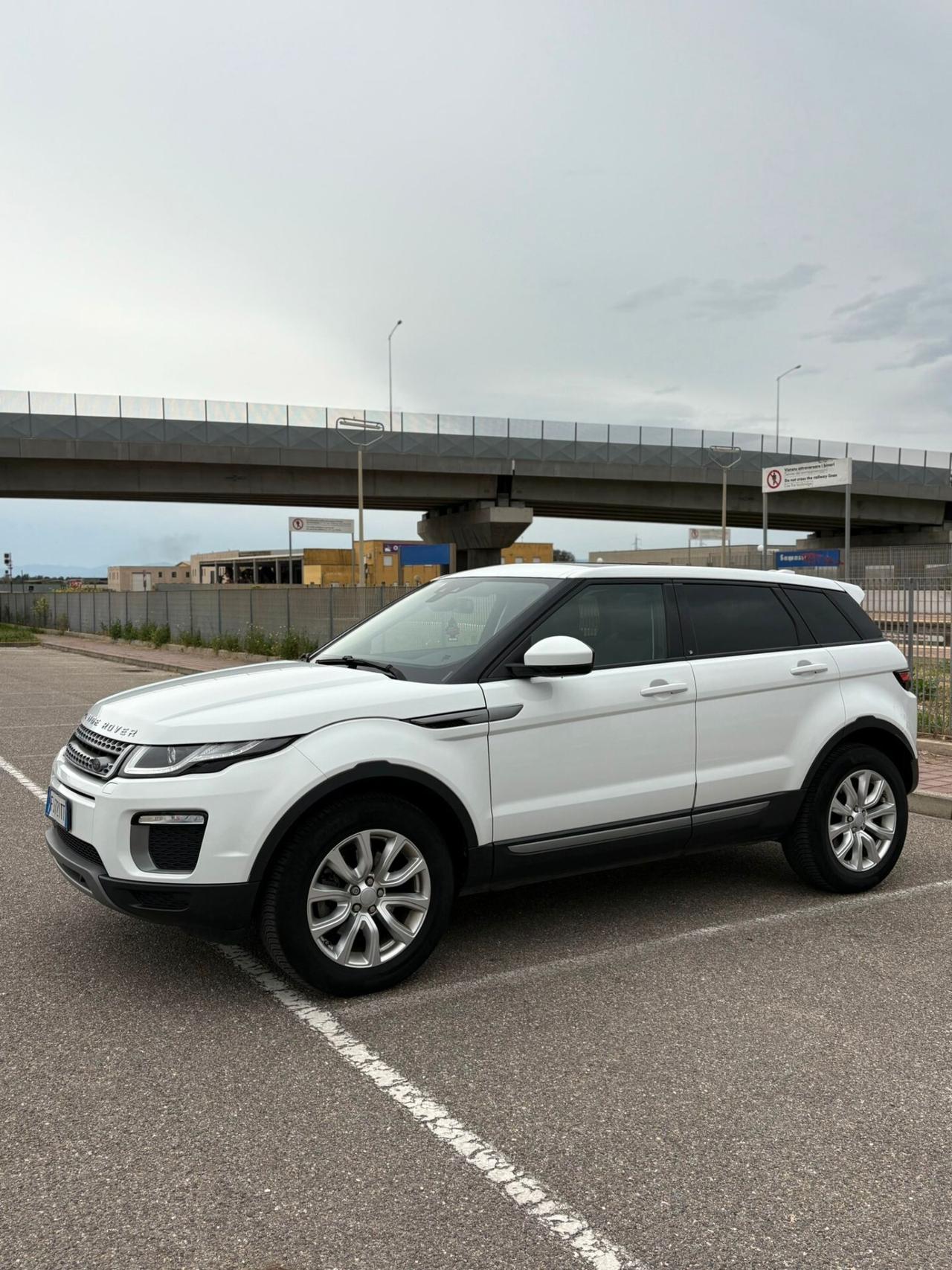 Land Rover Range Evoque 2.0 TD4 150 CV 5p. SE Dynamic