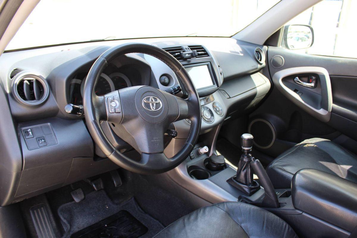 TOYOTA - RAV4 - Crossover 2.2 D-4D 177CV Luxury