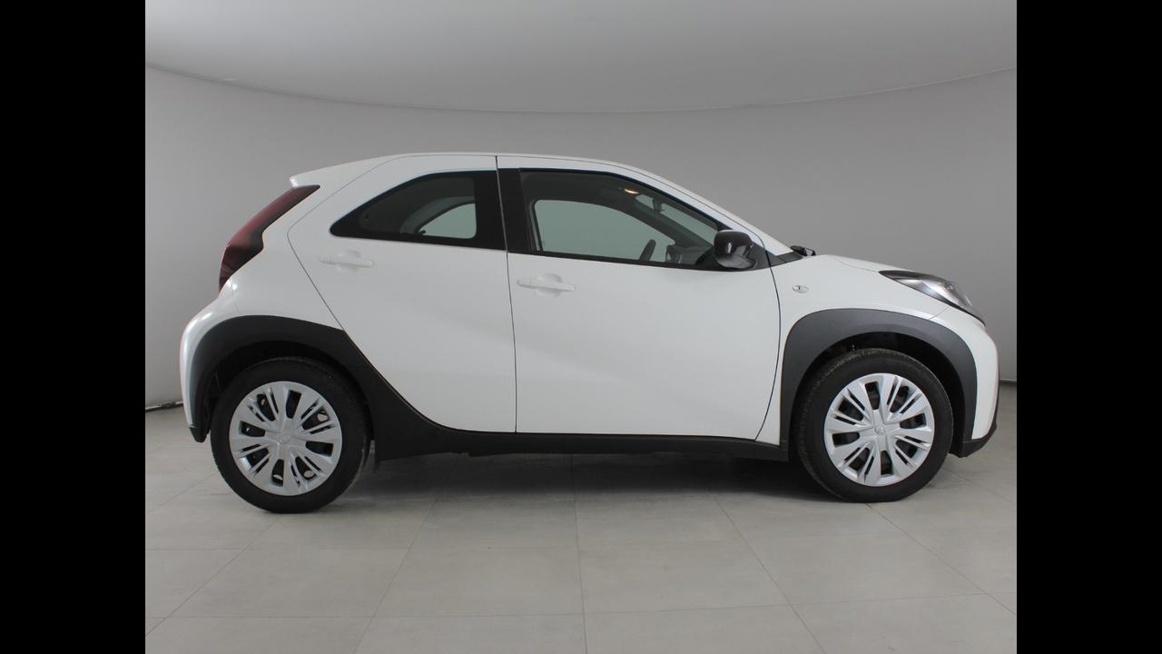 TOYOTA Aygo X - Aygo X 1.0 Active 72cv