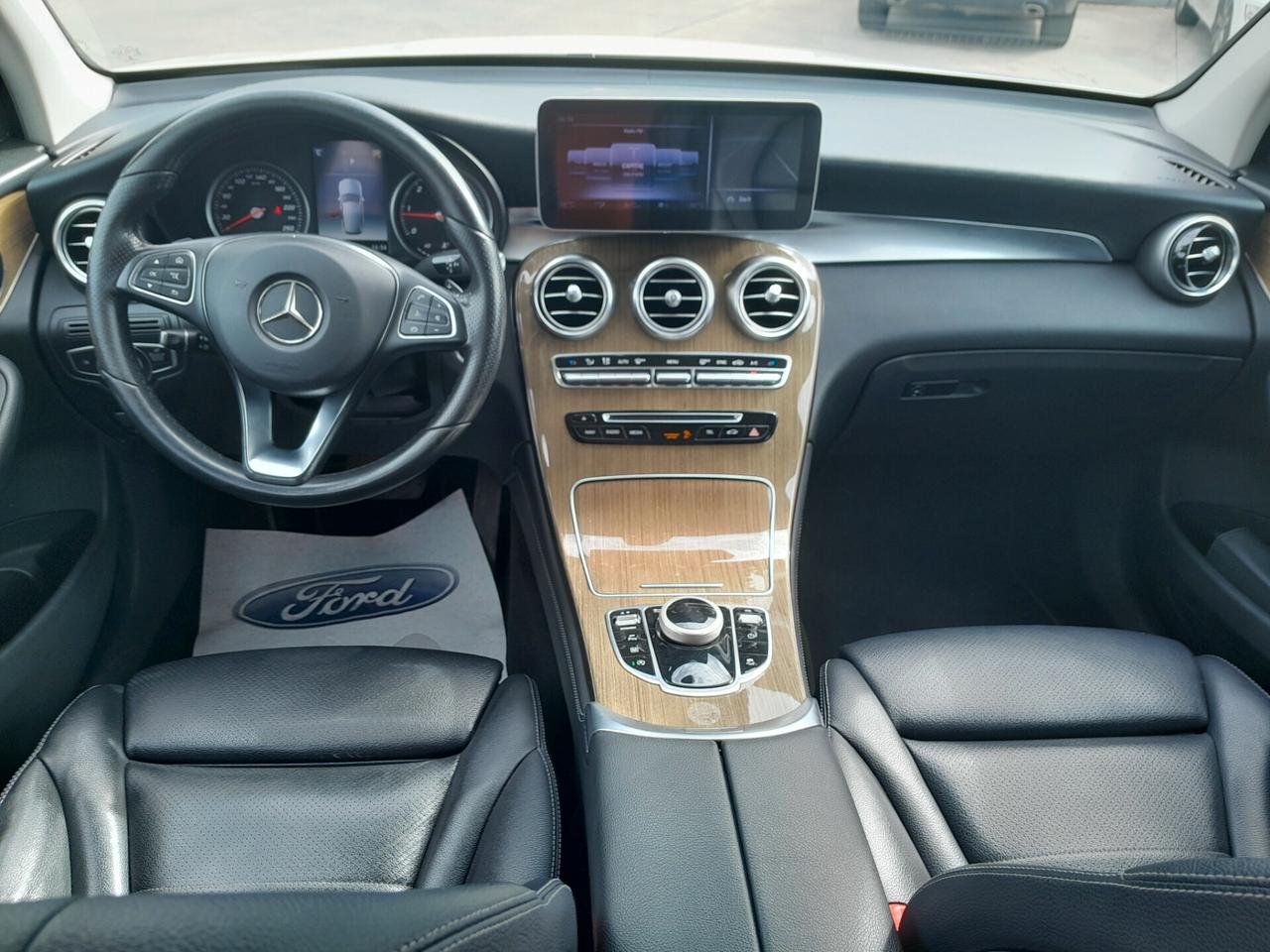 MERCEDES-BENZ GLC 220 D 4MATIC PREMIUM