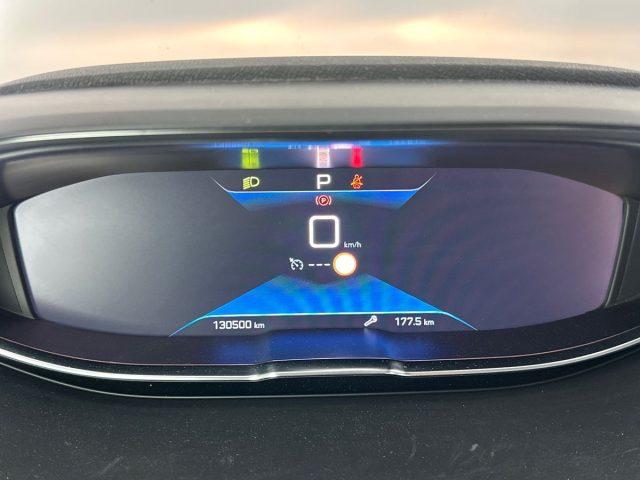 PEUGEOT 5008 BlueHDi 130 S&S EAT8 Business