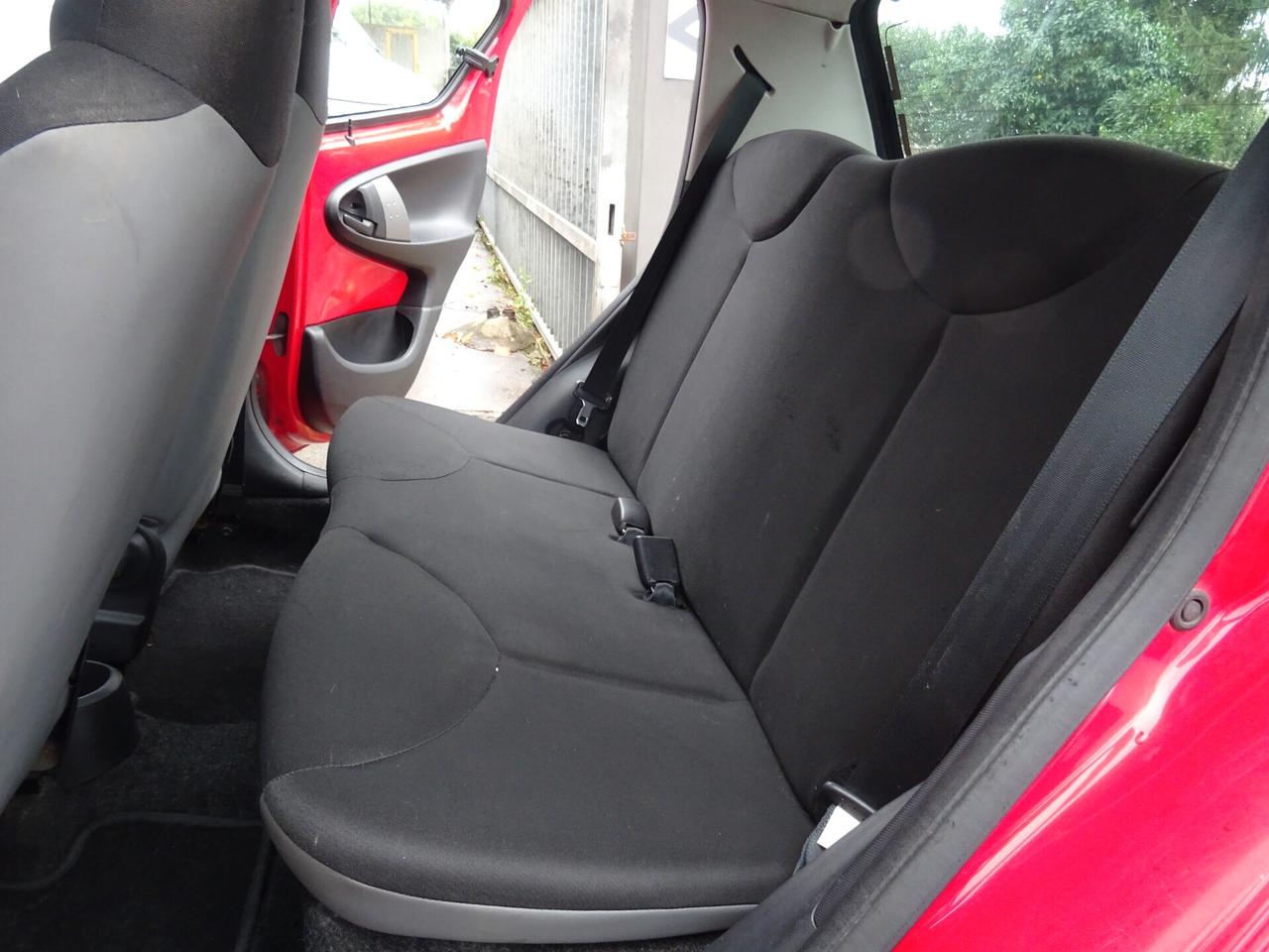 Toyota Aygo 1.0 12V VVT-i 5p Active Connect OK NEOP.