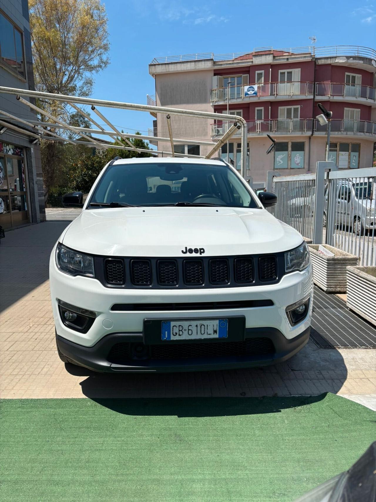 Jeep Compass 1.6 M-Jet Night Eagle 4X2