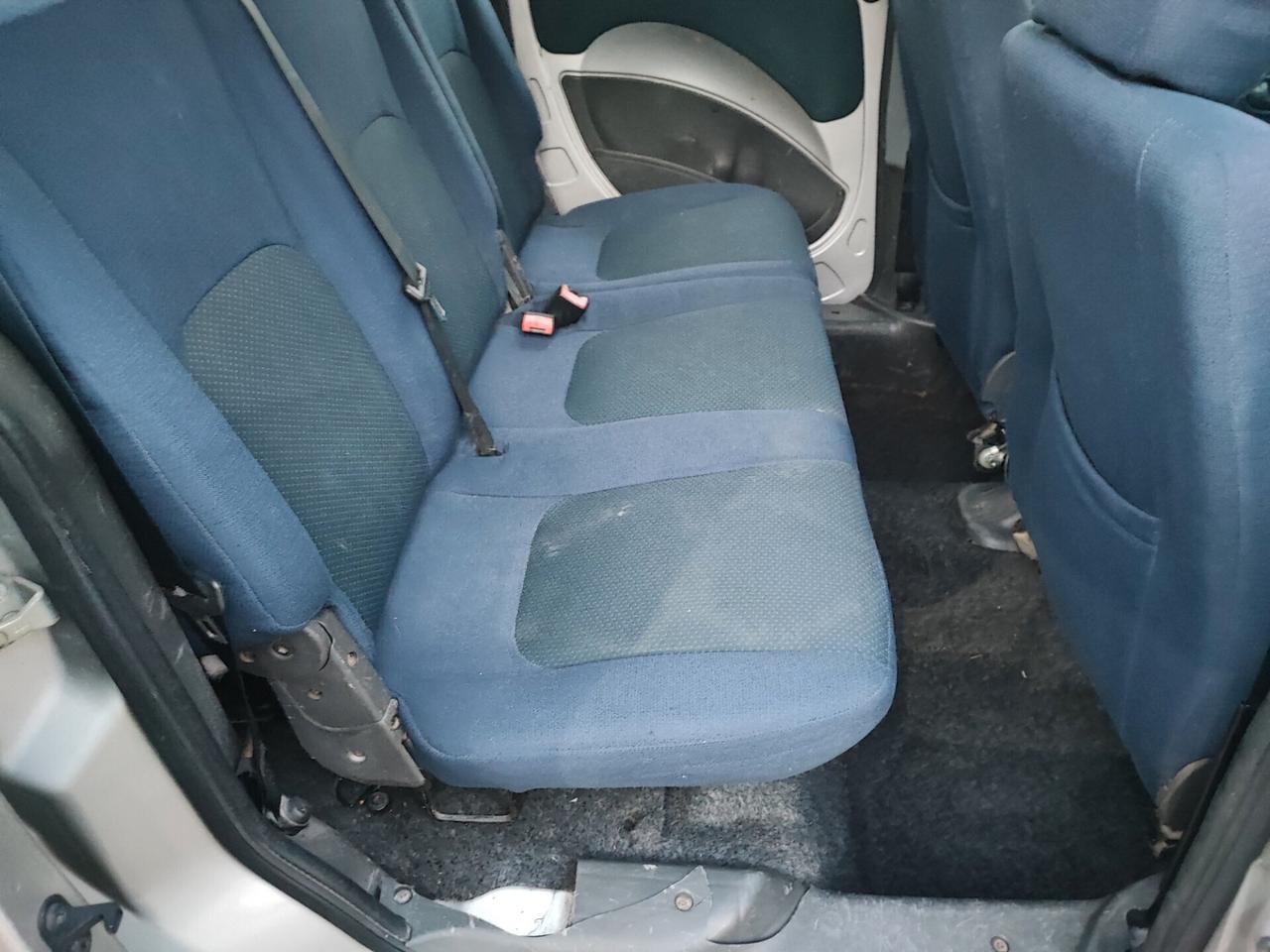 Fiat Doblo 1.9 JTD 5 posti