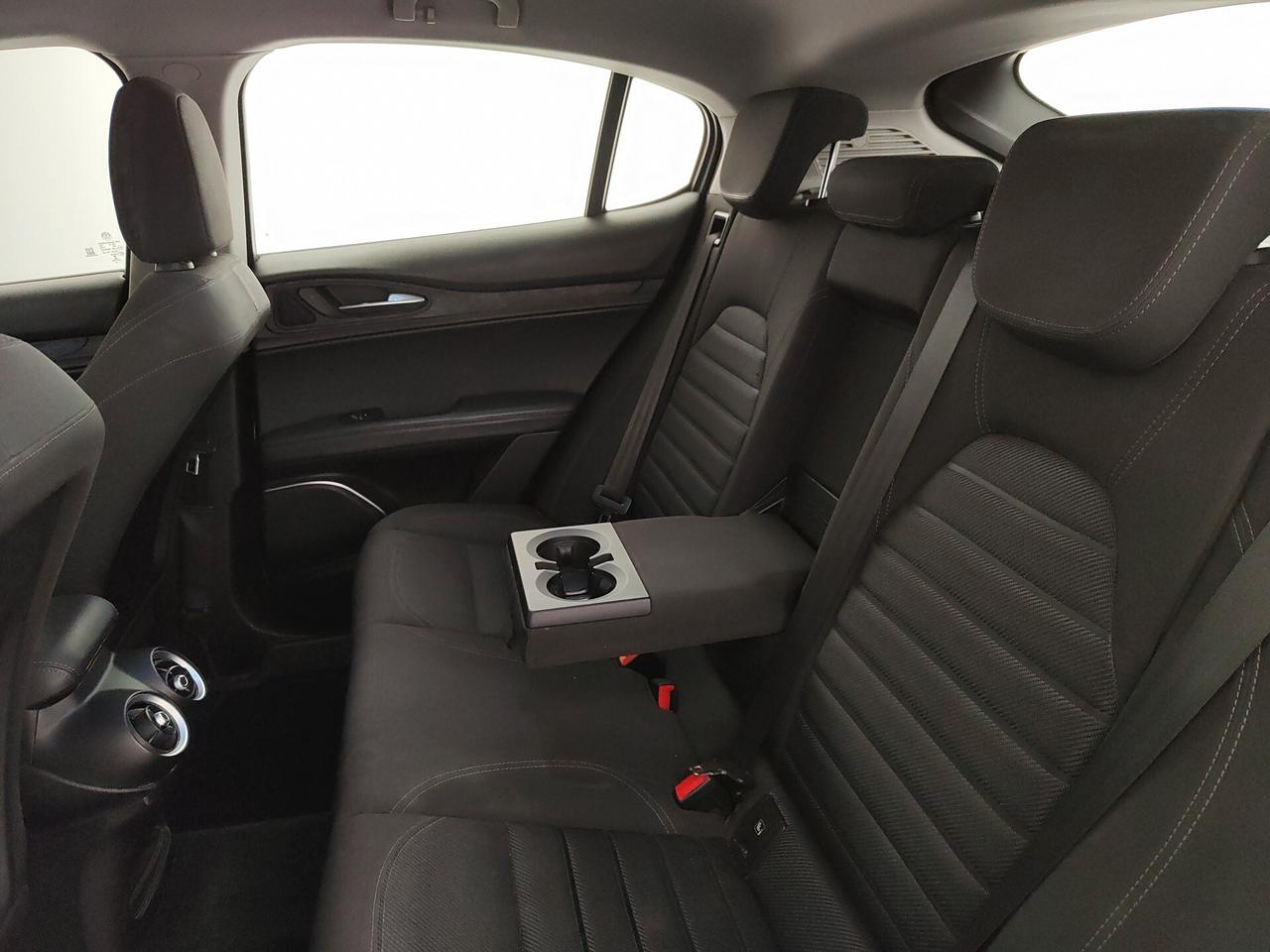 Alfa Romeo Stelvio 2.2 Turbodiesel 190 CV AT8 RWD Business