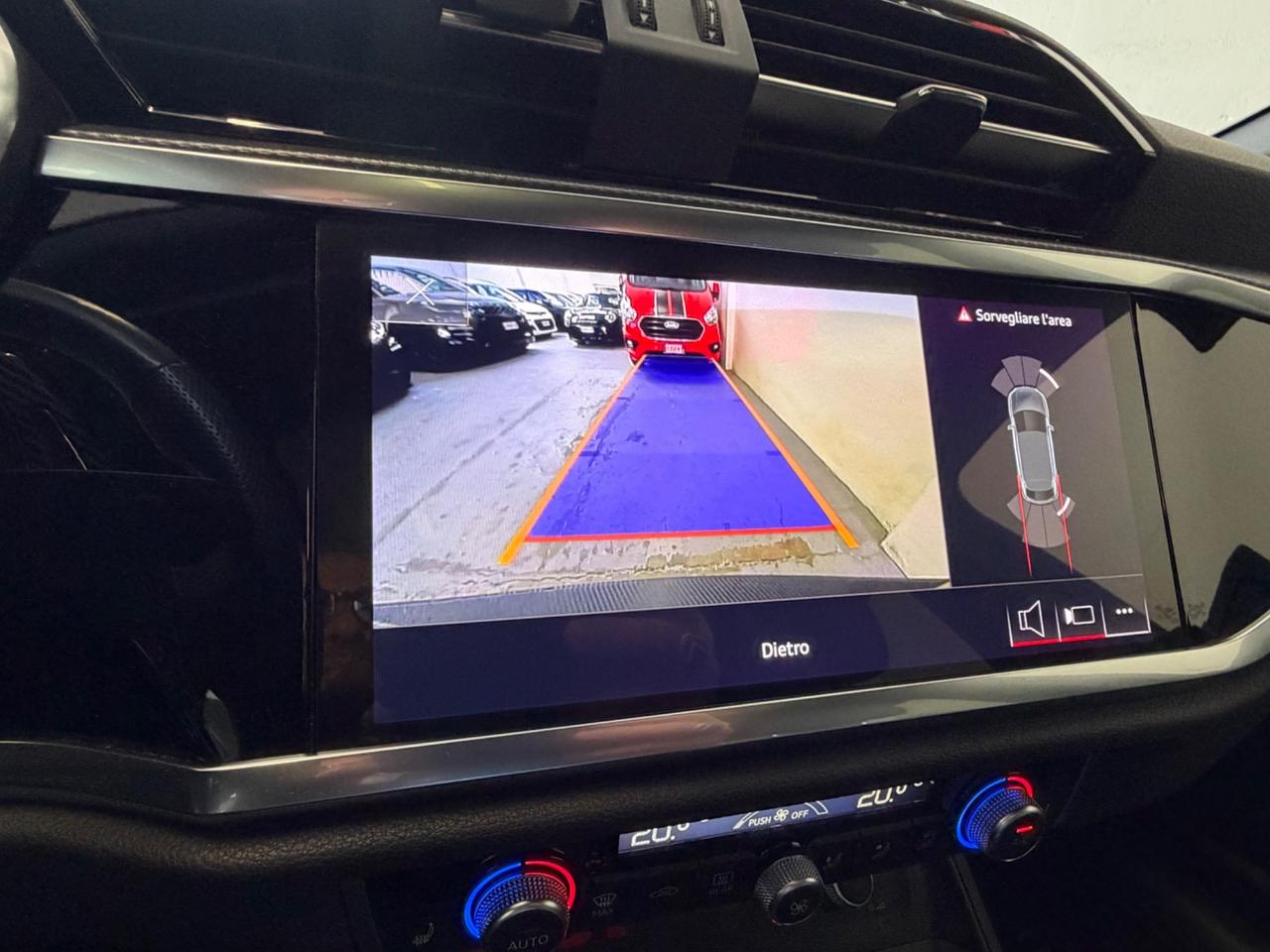 Audi Q3 SPB 45 TFSI quattro S tronic Identity Black