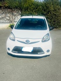 Toyota Aygo 1.0 12V VVT-i 3 porte Active Connect
