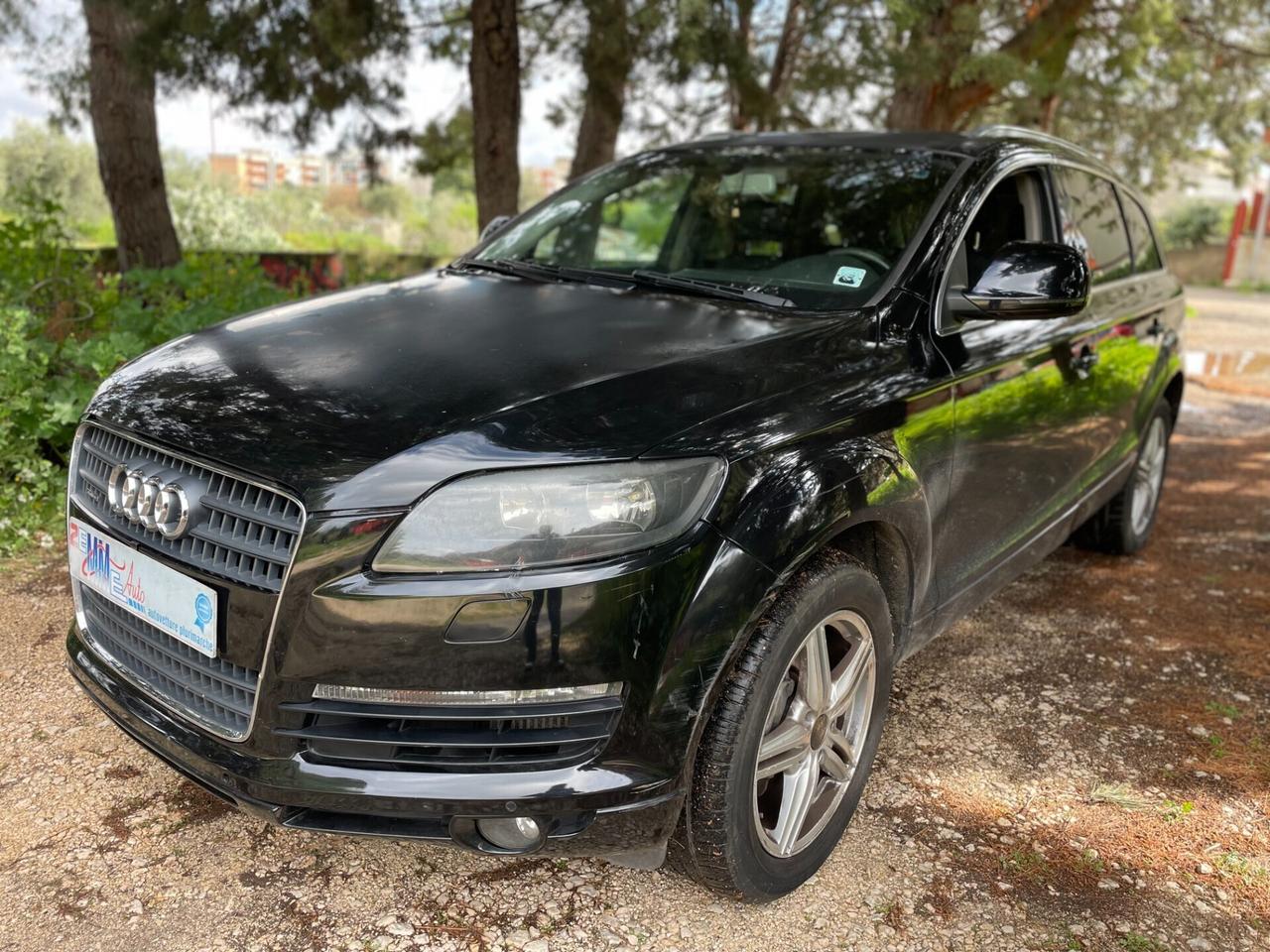 Audi Q7 3.0 V6 TDI 233CV quattro tiptronic