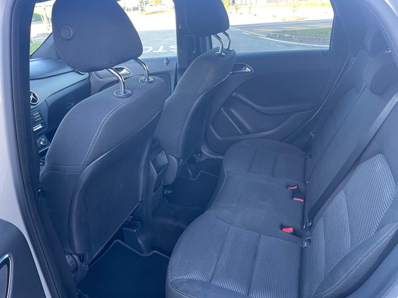 Mercedes-benz B 180 d Automatik*Cerchi*Retrocamera*