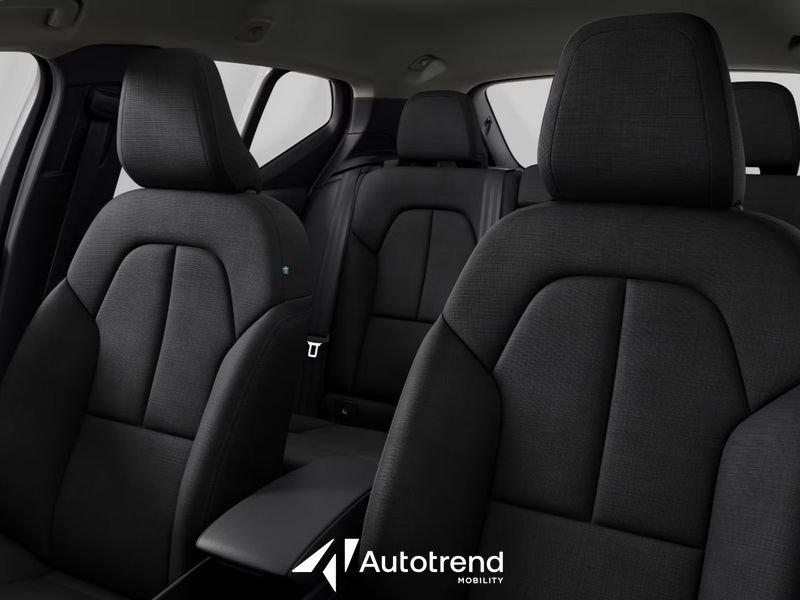 Volvo XC40 B3 163+11 CV Mild Hybrid Automatico Essential N1 Autocarro