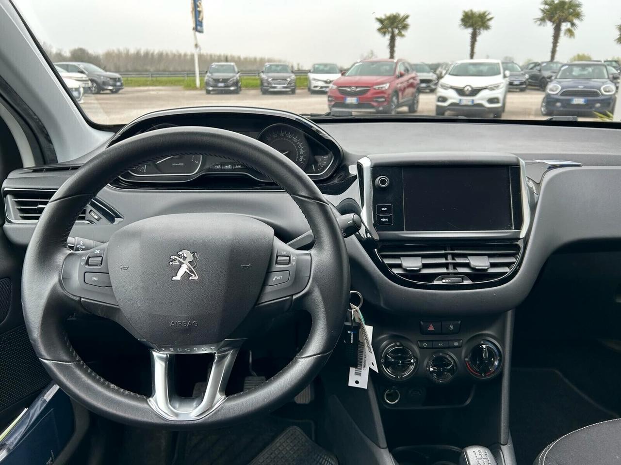 Peugeot 208 ACTIVE PureTech 82 5 p. 23000 KM