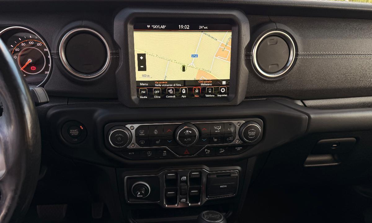 JEEP Wrangler Unlimited 2.2 Mjt II Sahara