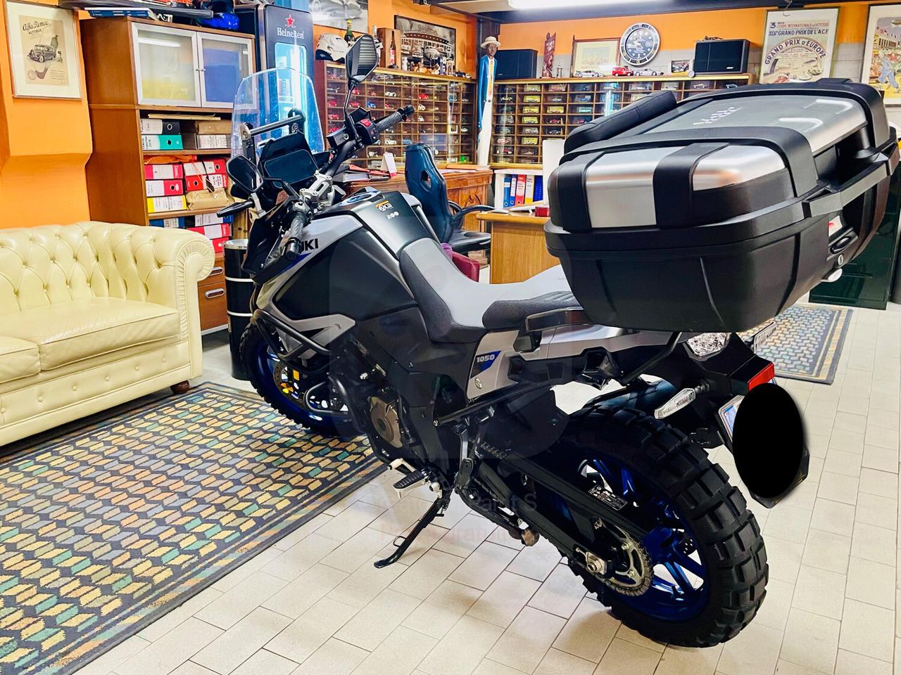 Suzuki V Strom DL 1050 top caise