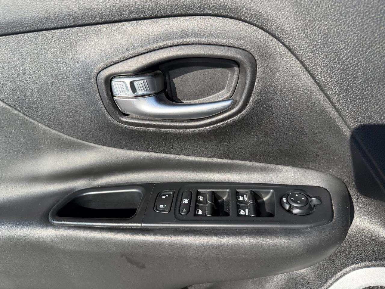 Jeep Renegade 1.6 Mjt 120 CV Limited/MOLTO BELLA /DISTR. OK