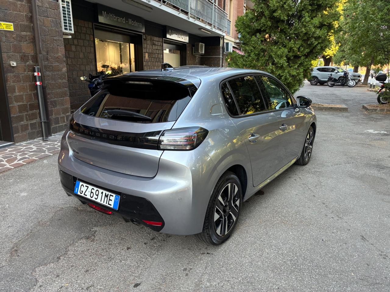 Peugeot 208 PureTech 100 Stop&Start 5 porte Allure