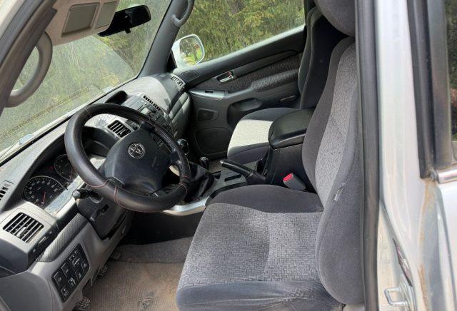 TOYOTA Land Cruiser 3.0 D-4D 16V cat 3 porte Sol