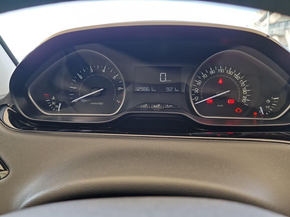 PEUGEOT 208 1.2 (PURETECH) ACTIVE