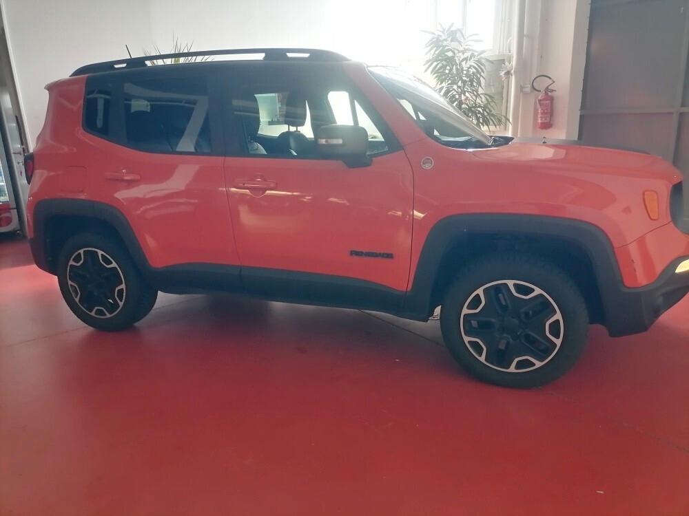 Jeep Renegade 2.0 Mjt 170CV 4WD Active Drive Low Trailhawk