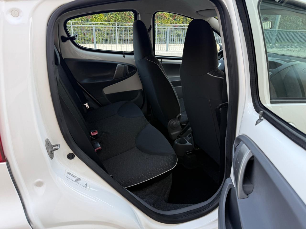 Peugeot 107 1.0 68CV 5p. Automatica….