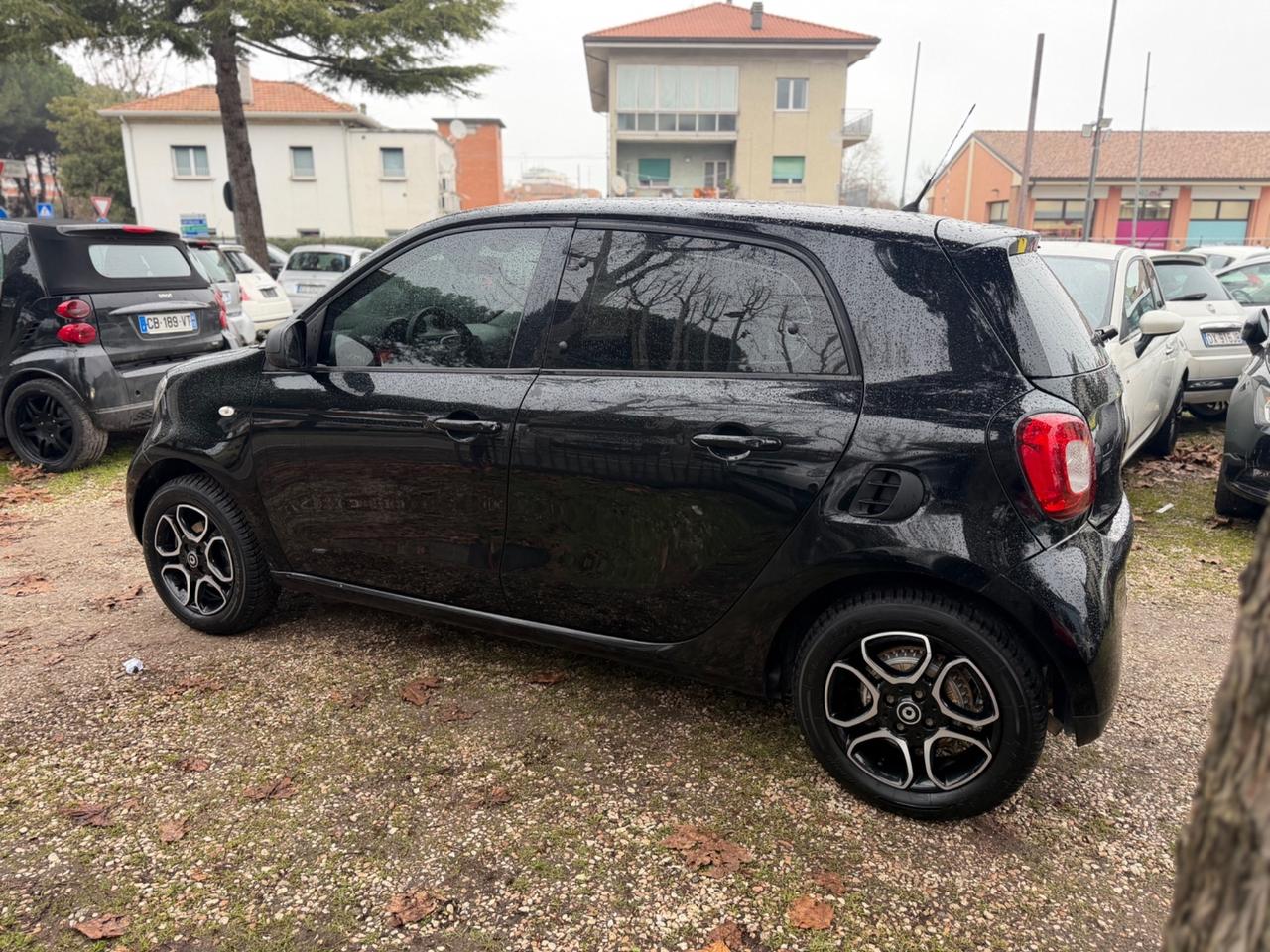 Smart ForFour 70 1.0 twinamic Passion NEOPATENTATI