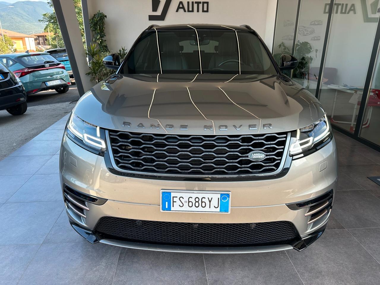 Land Rover Range Velar 2.0D I4 240 CV R-Dynamic SE