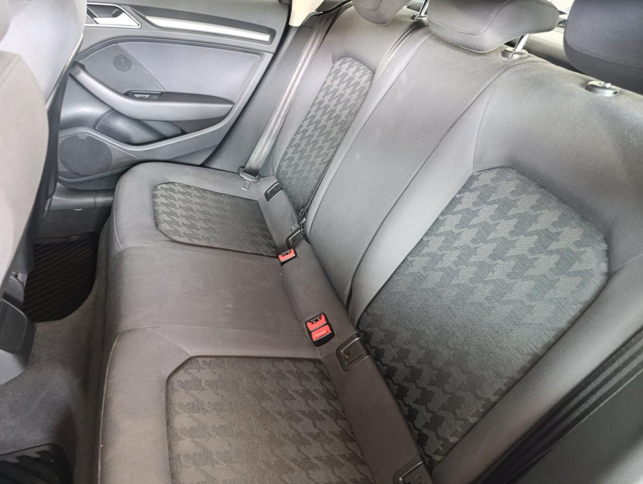 Audi A3 Sportback 1.4 tfsi Attraction 125cv E6