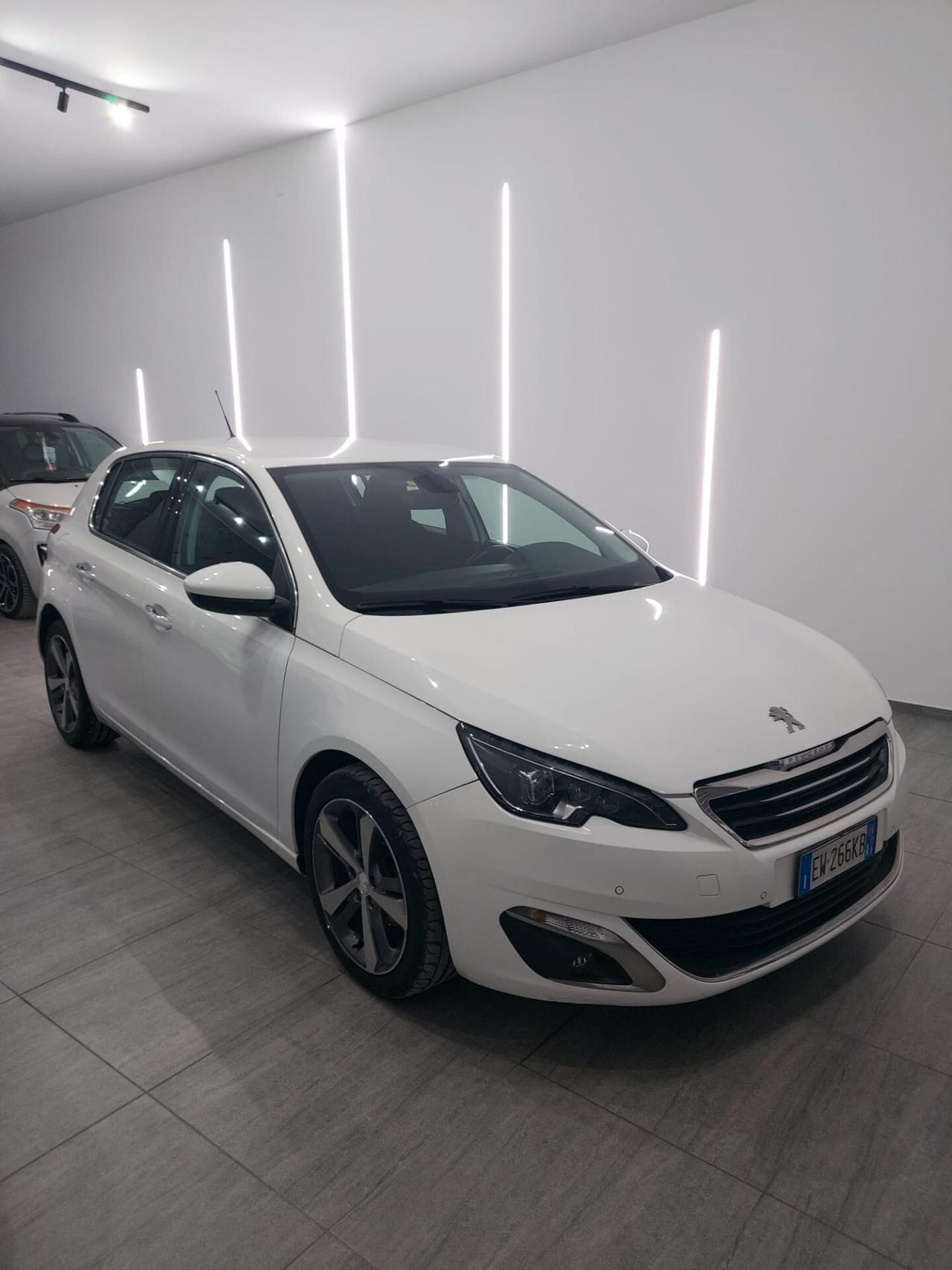Peugeot 308 1.6 e-HDi 115 CV Stop&Start Allure