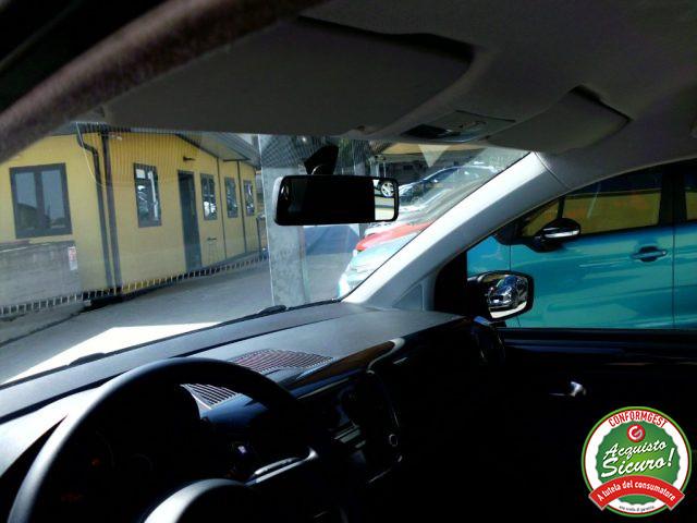 VOLKSWAGEN up! 1.0 5p. move up!