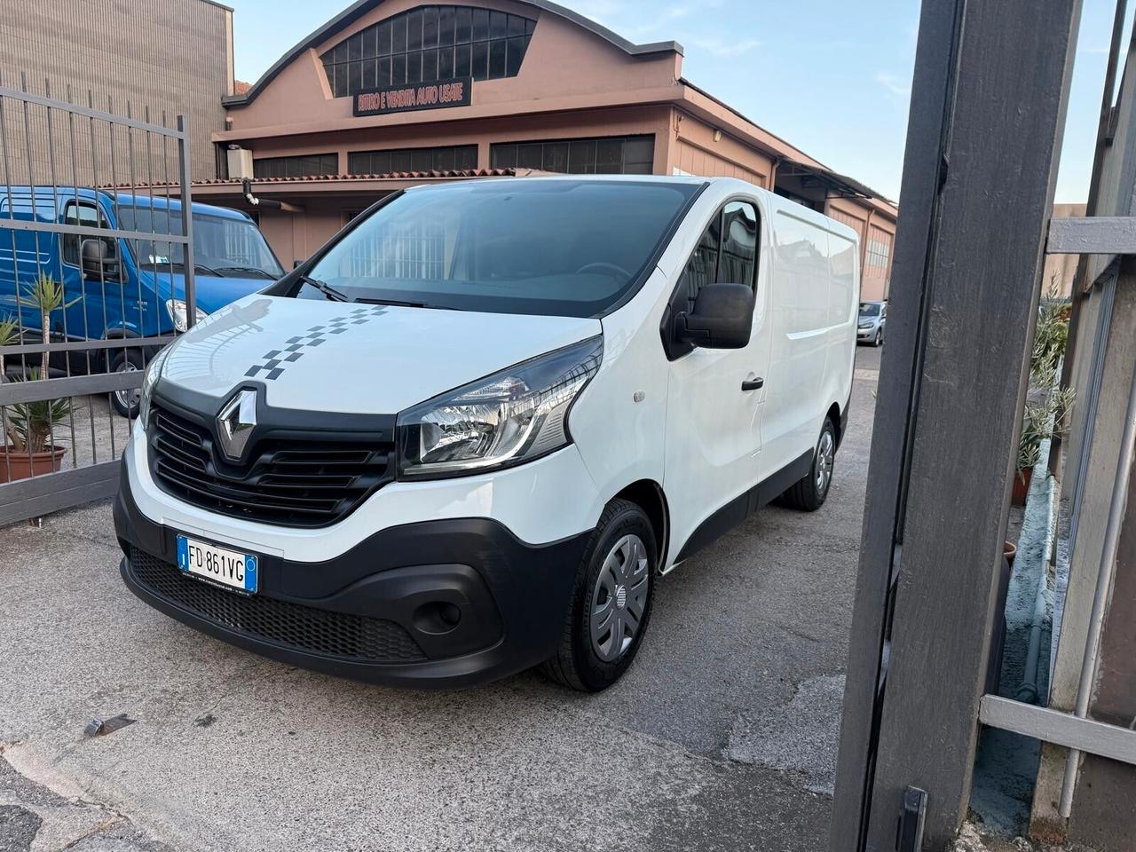 Renault trafic 1600 T27