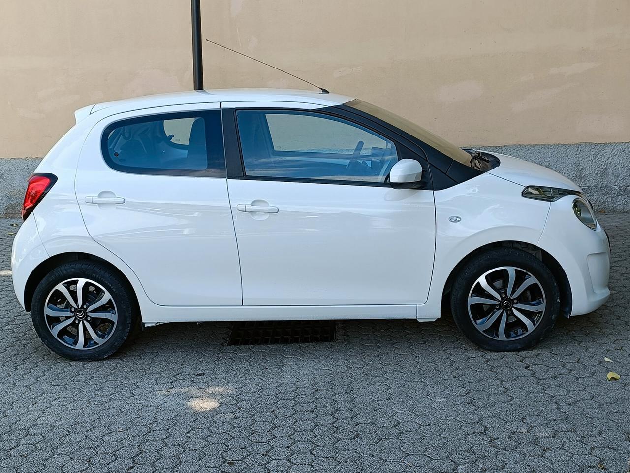 Citroen C1 VTi 72 5 porte Shine