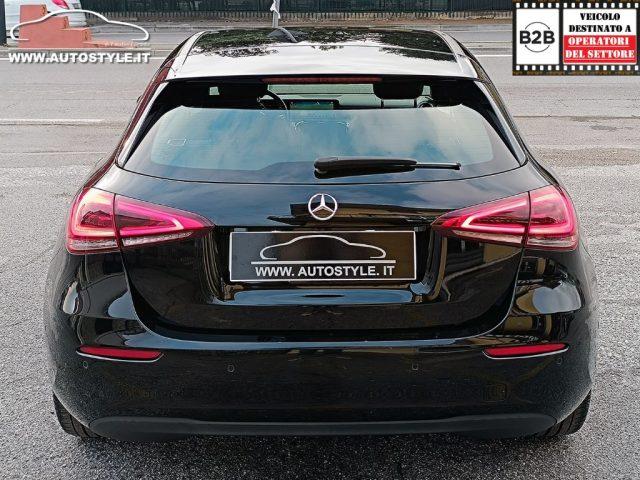 MERCEDES-BENZ A 180 d Automatic Business