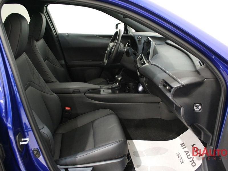 Lexus UX UX 250h 2.0 Design 2wd cvt