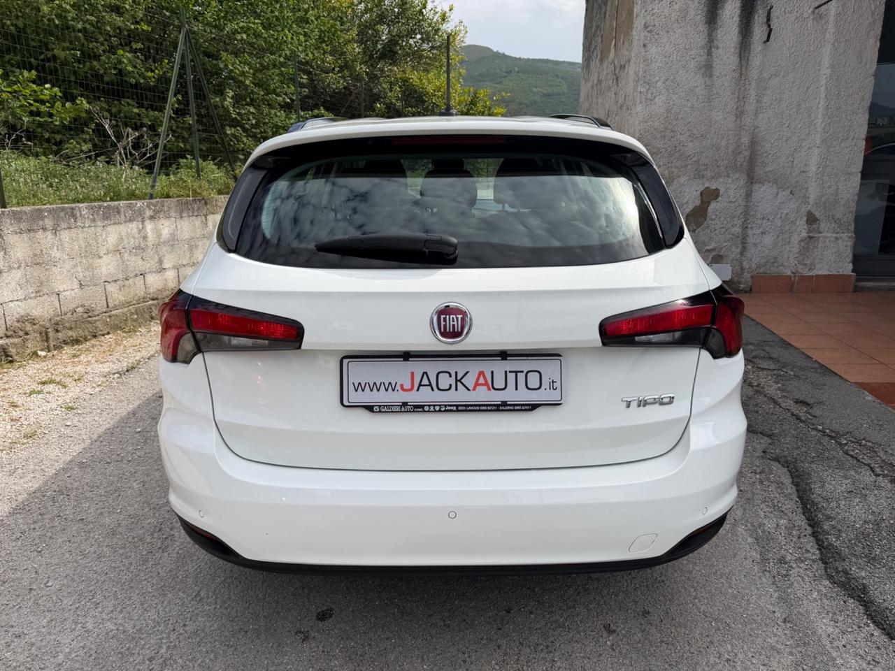 Fiat Tipo 1.4 T-Jet 120CV GPL SW Lounge