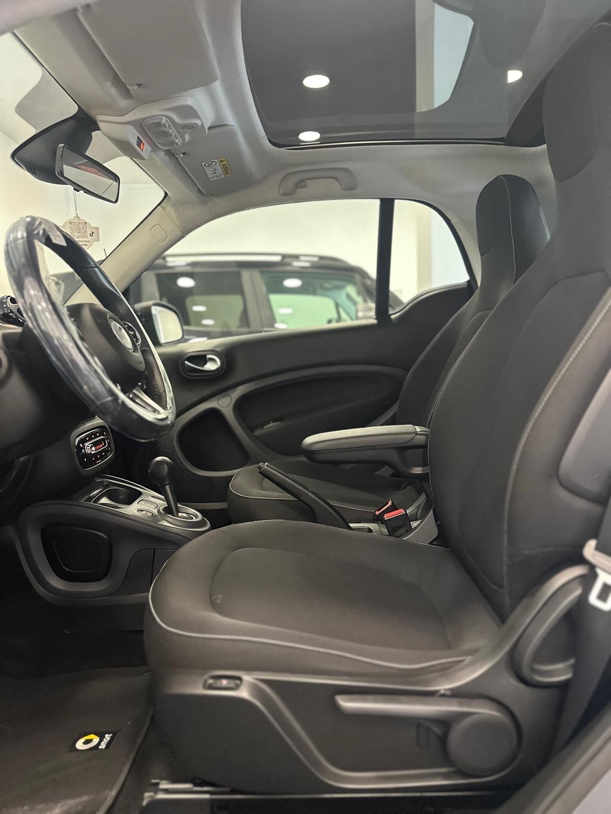 Smart ForTwo TWINAMIC 15.000km