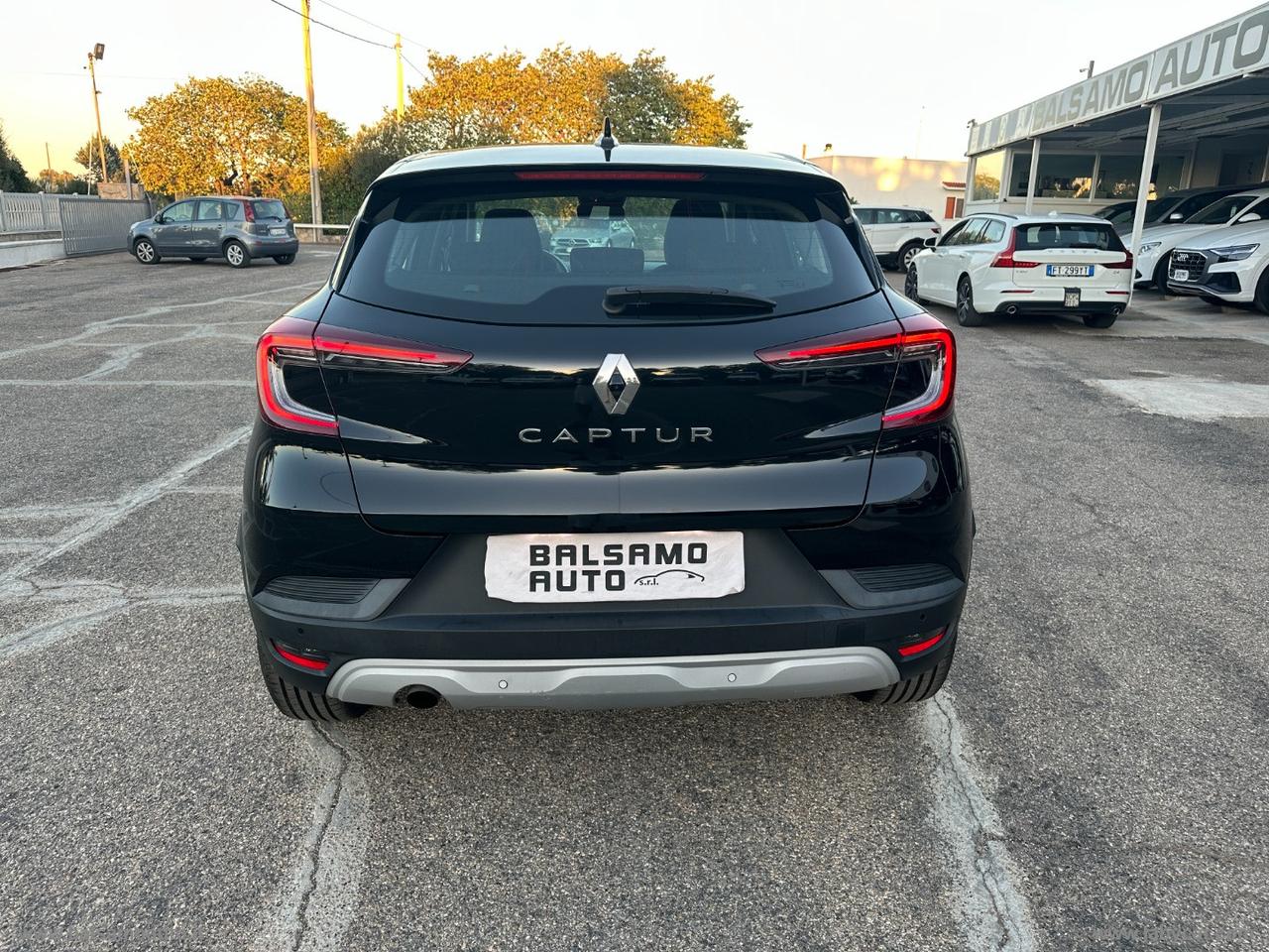 RENAULT Captur Blue dCi 8V 115 CV EDC Business