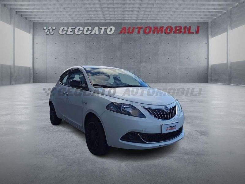 Lancia Ypsilon Ypsilon 1.0 firefly hybrid Silver s&s 70cv 5p.ti