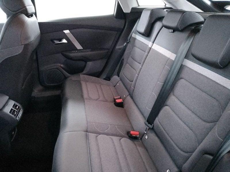 Citroën C4 1.2 puretech Plus s&s 130cv eat8