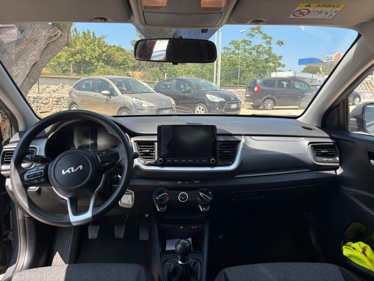 KIA STONIC 1.2 DPI - 2022