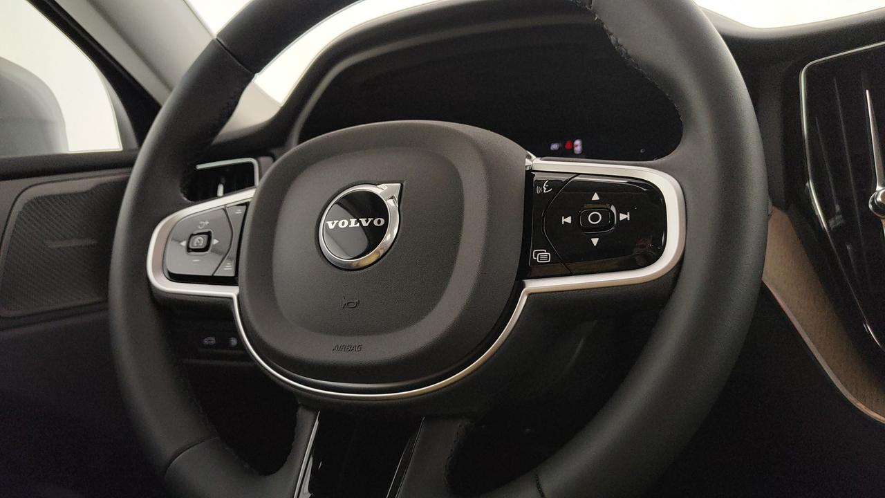 VOLVO XC60 2.0 t6 phev Plus Bright awd auto