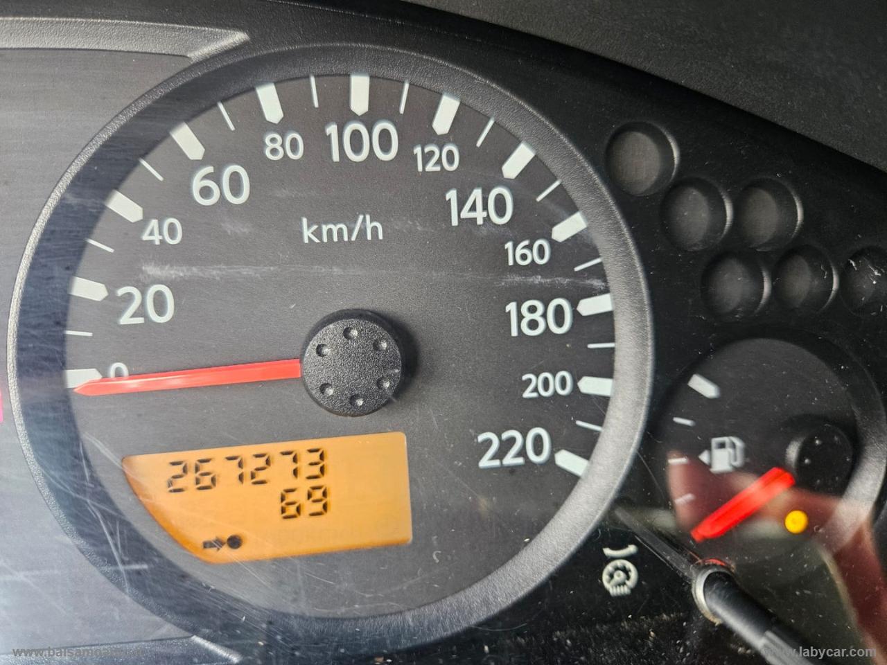 NISSAN Navara 2.5 dCi 4p. Double Cab XE