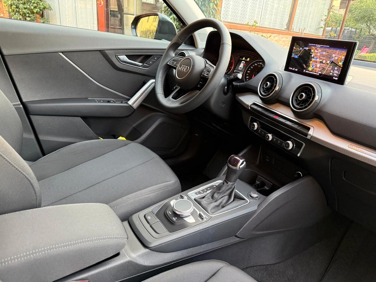 Audi Q2 35 TDI S tronic Business