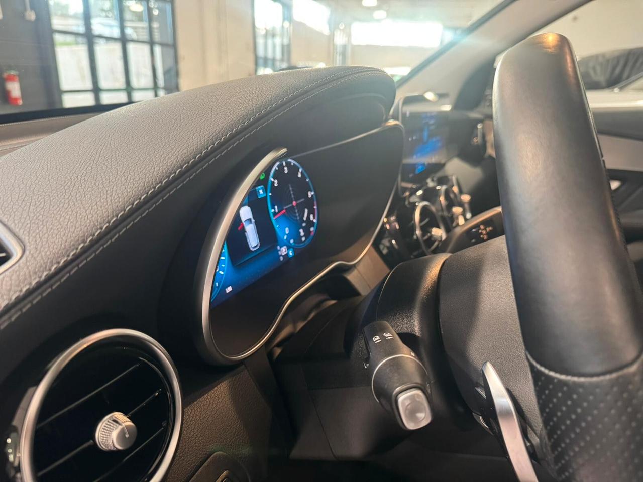 Mercedes-Benz GLC 200 d 4Matic Premium AMG Line/19"/PNEUM/FULL LED