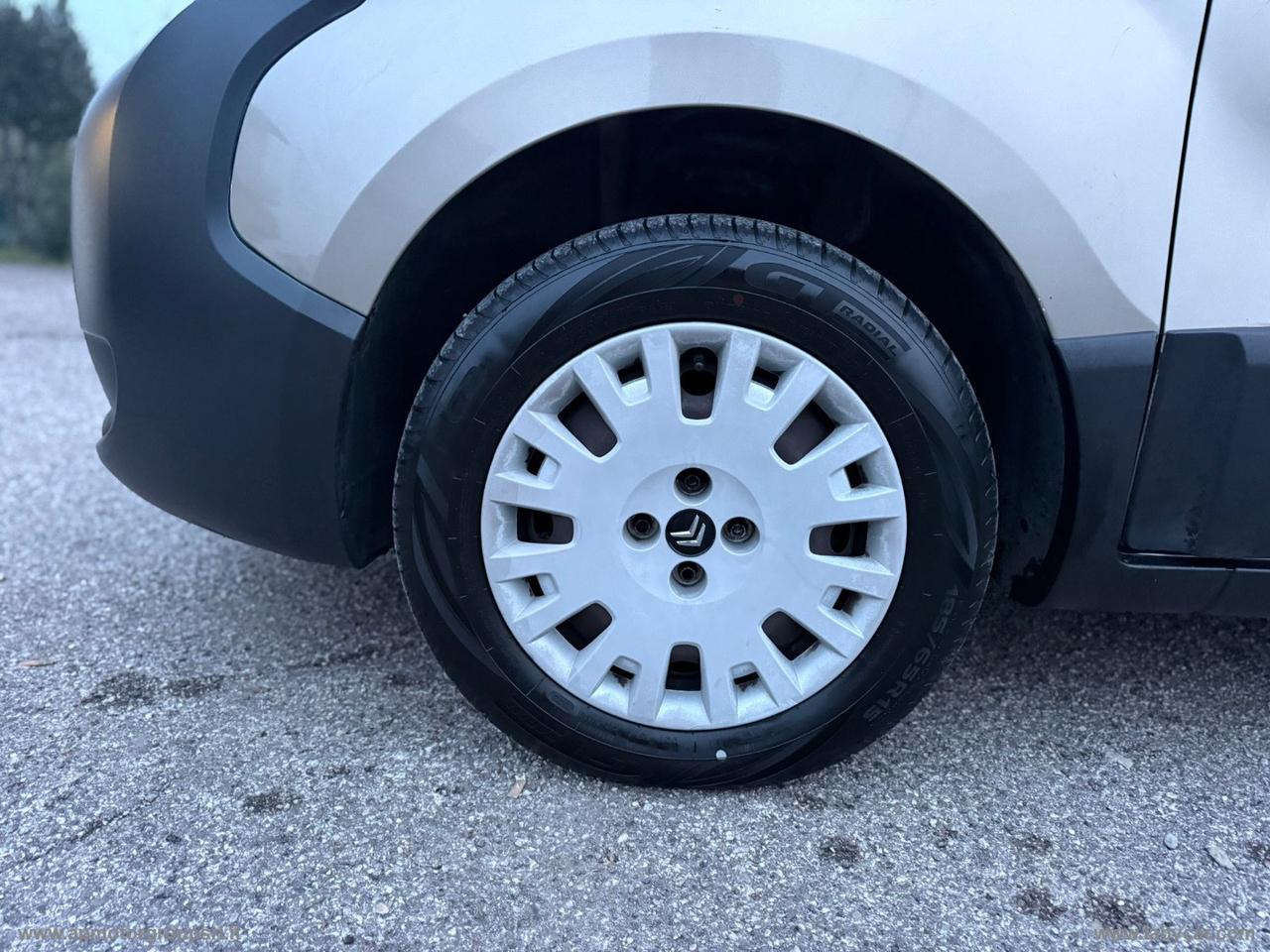 CITROEN Nemo 1.3 HDi 75 S&S Silver COLLECTION