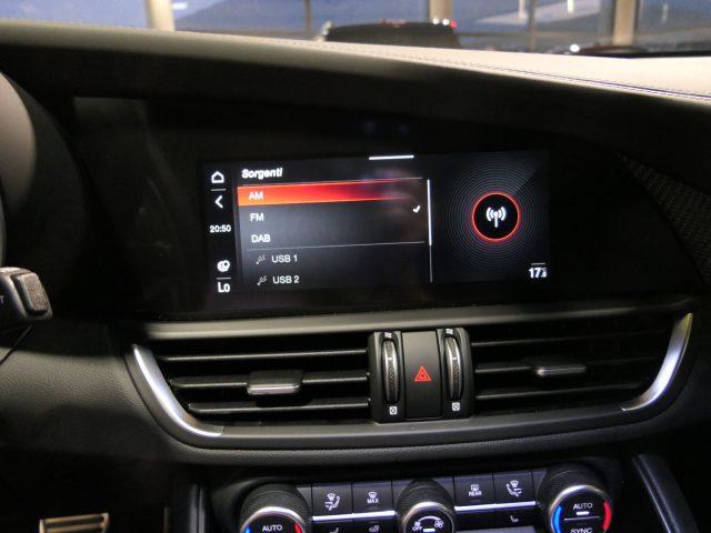 ALFA ROMEO Giulia 2.9 V6 Bi-Turbo AT8 Quadrifoglio