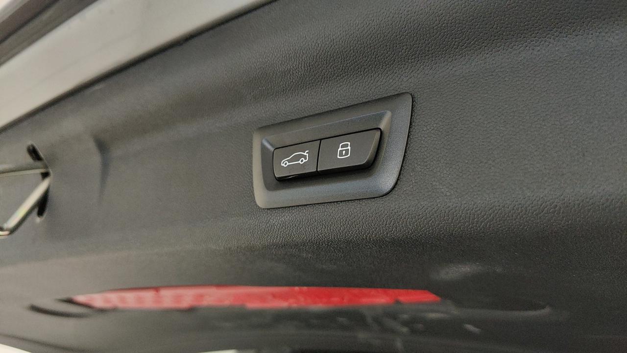 MINI MINI COUNTRYMAN E