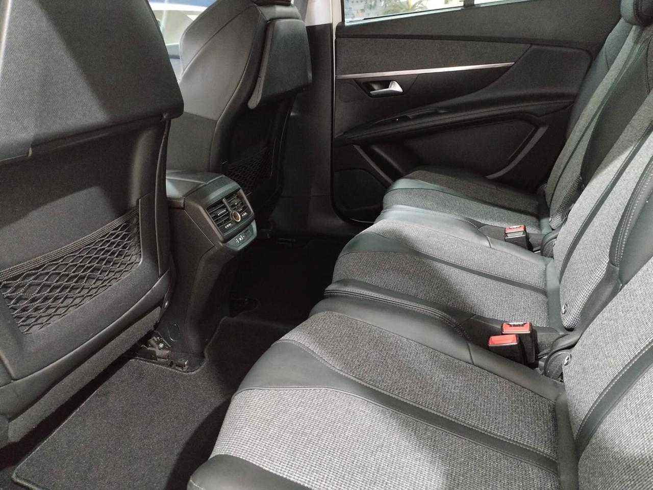 Peugeot 5008 BlueHDi 130 S&S EAT8 Allure