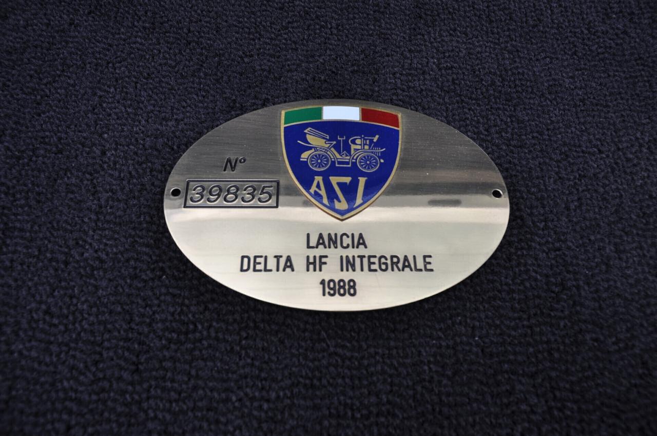 Lancia Delta 2.0i.e. turbo HF integrale 8V (ASI TARGA ORO)