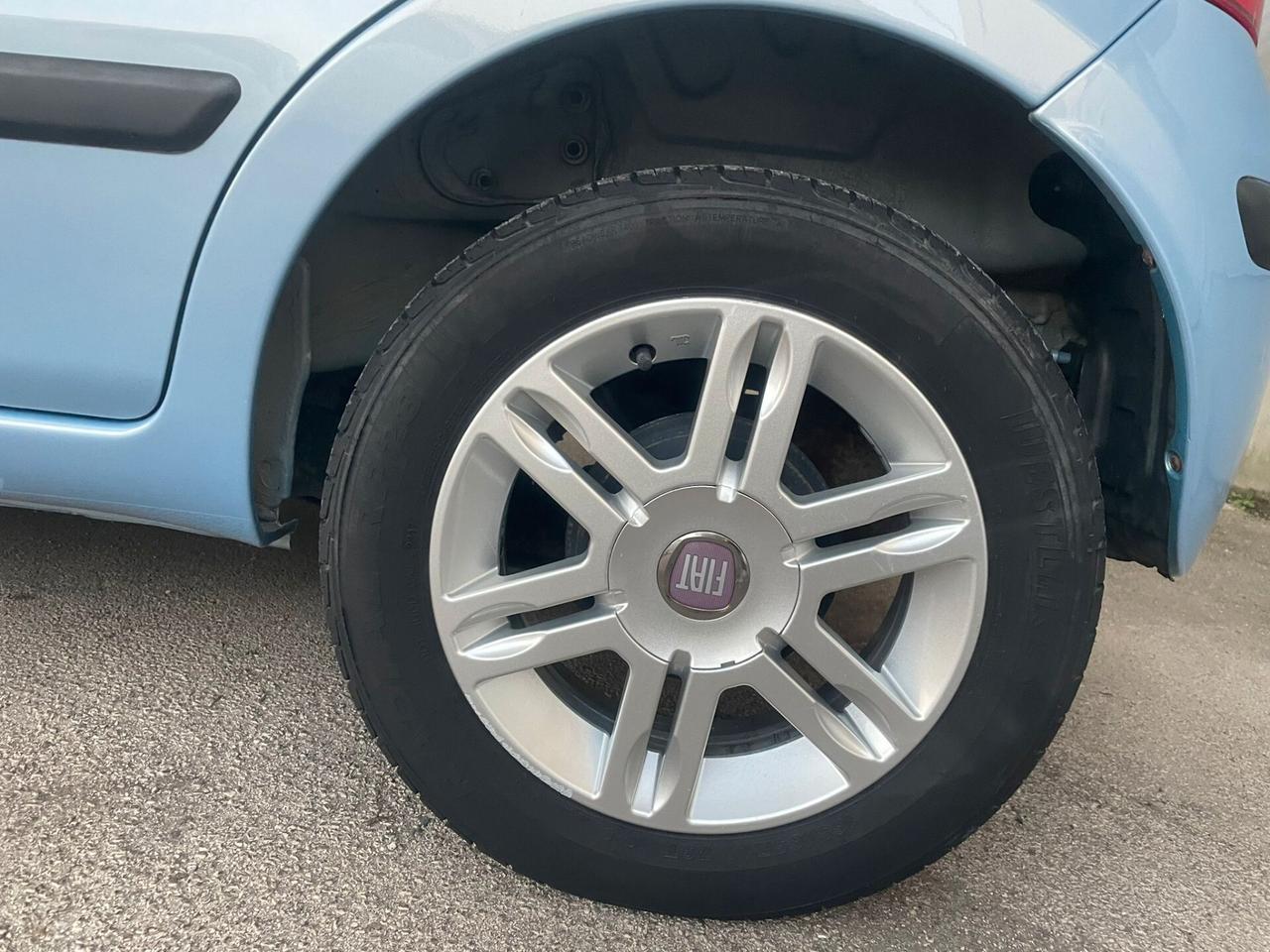 Fiat Panda 1.2 Emotion