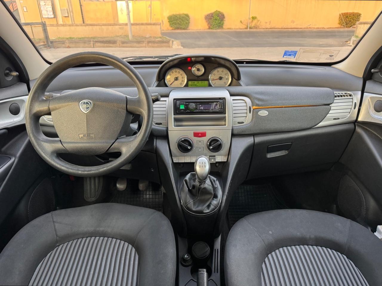Lancia Ypsilon 1.2 CLIMATIZZATORE