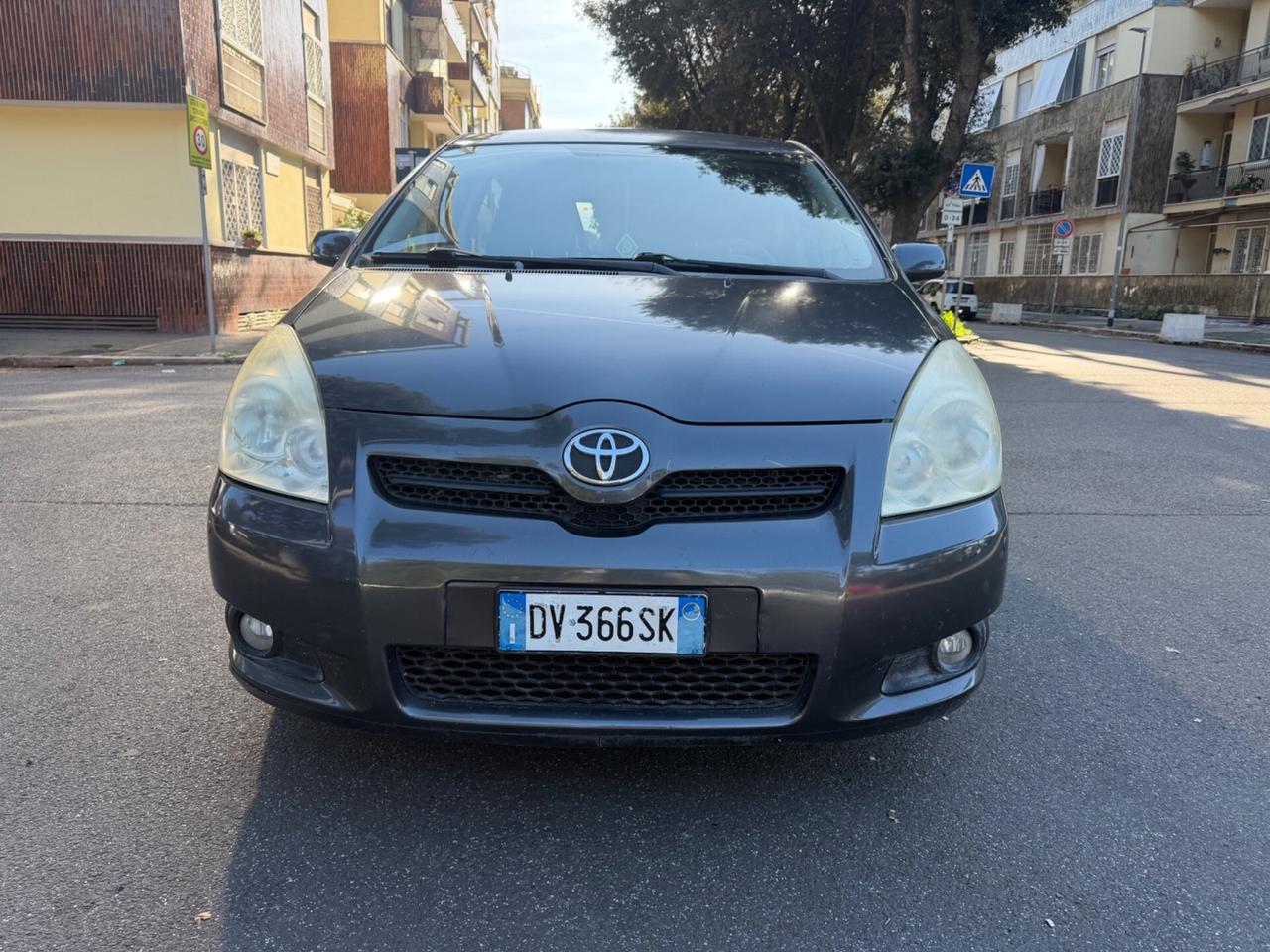 Toyota Corolla Verso 2.2 D 136cv